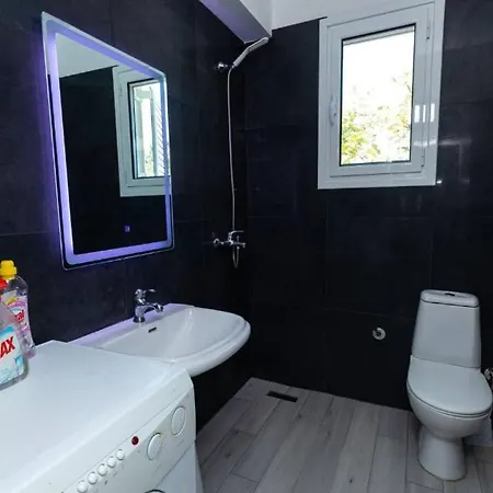 Deja Blue Apartment Vlore